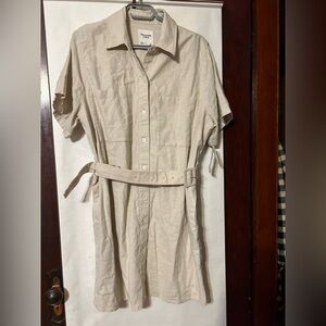 New with Tag Abercrombie & Fitch Light Tan Belted Midi Dress, Medium